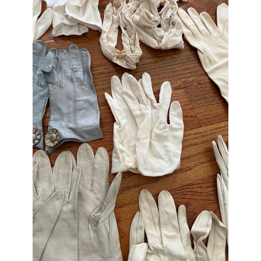 Vintage Gloves Lot Leather Fabric Opera Length Costume Mid Century 16 Pairs - Picture 9 of 10